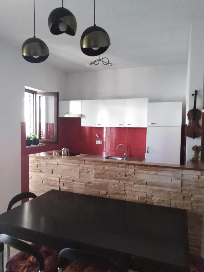 Apartman Irena With Terase End Private Parking Округ-Доньи Экстерьер фото