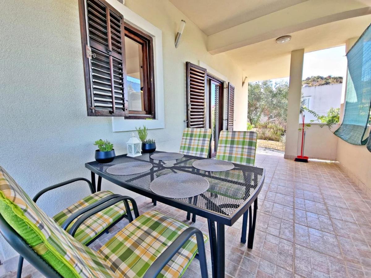 Apartman Irena With Terase End Private Parking Округ-Доньи Экстерьер фото