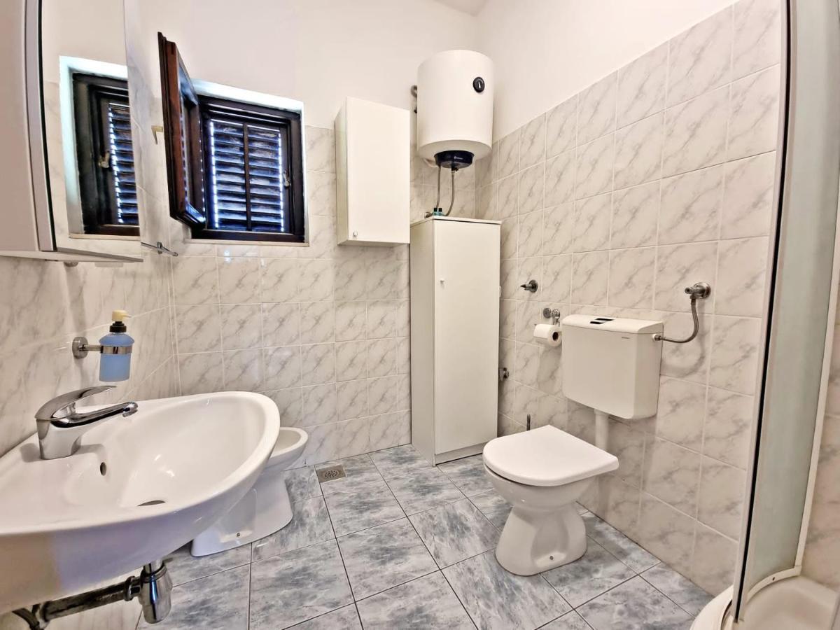Apartman Irena With Terase End Private Parking Округ-Доньи Экстерьер фото